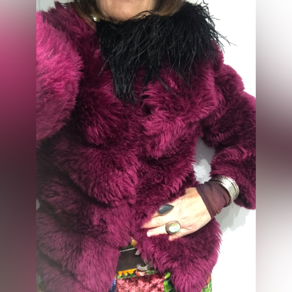Plush Fuchsia Novelty Faux Fur Jacket Size S/Med - Picture 5 of 16